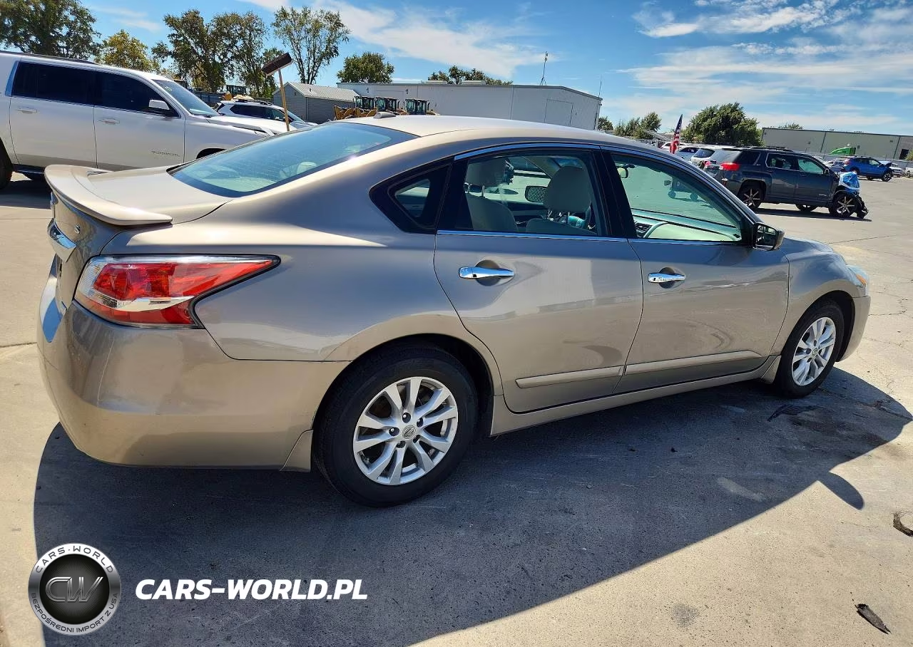 2014 Nissan Altima 2.5 S VIN:1N4AL3AP8EN235481 - 3