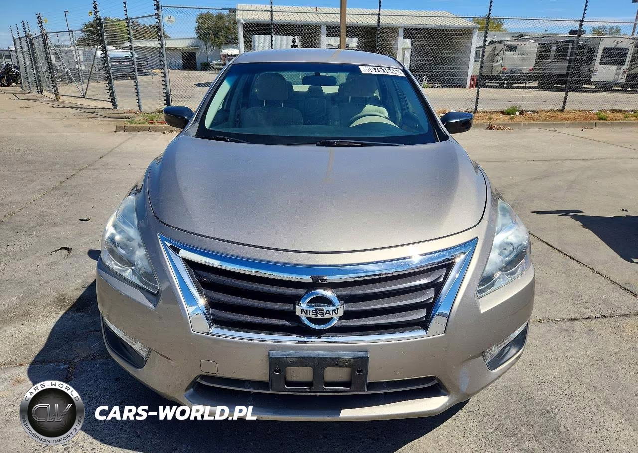 2014 Nissan Altima 2.5 S VIN:1N4AL3AP8EN235481 - 5