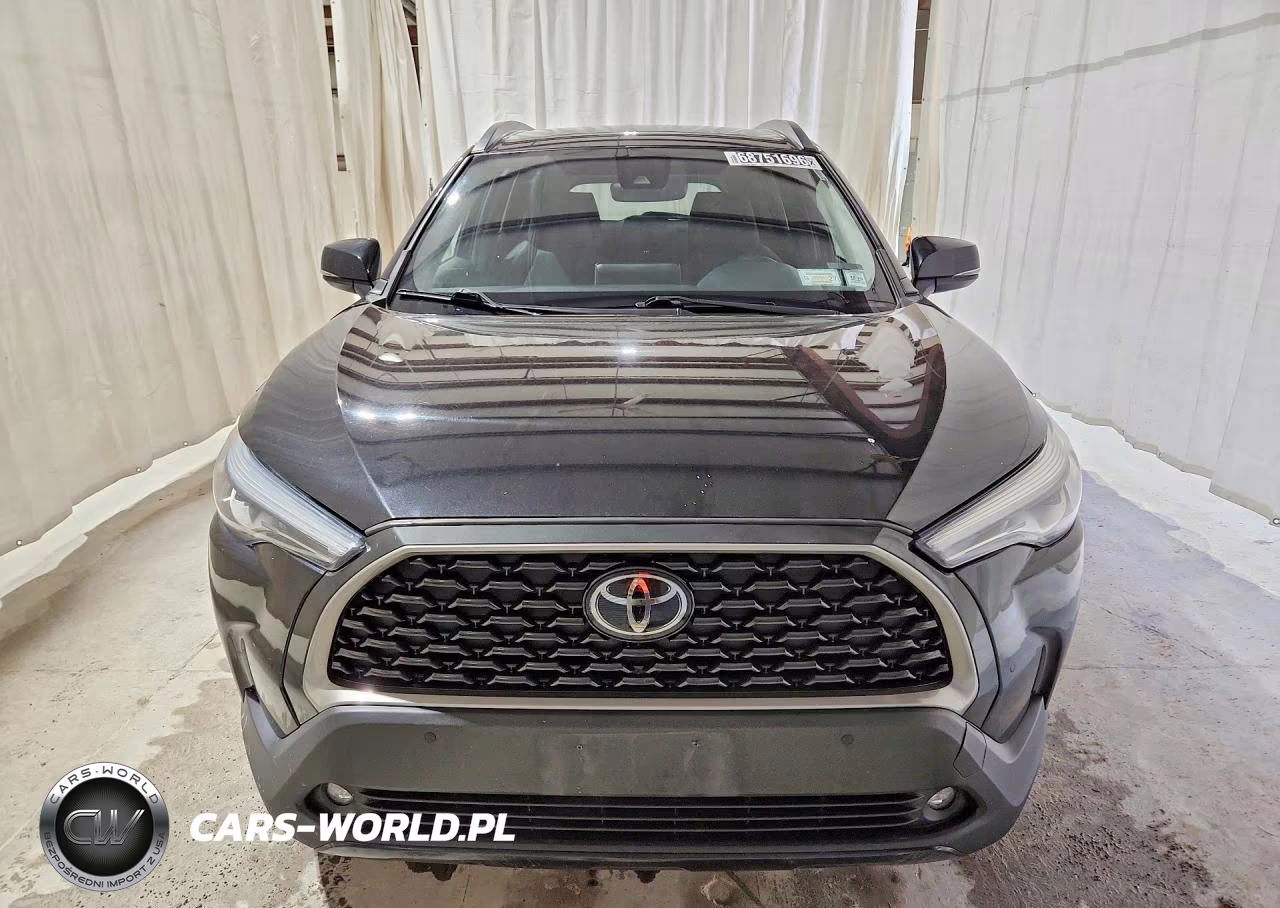 2022 Toyota Corolla Cross Xle VIN:7MUEAABG6NV041259 - 5