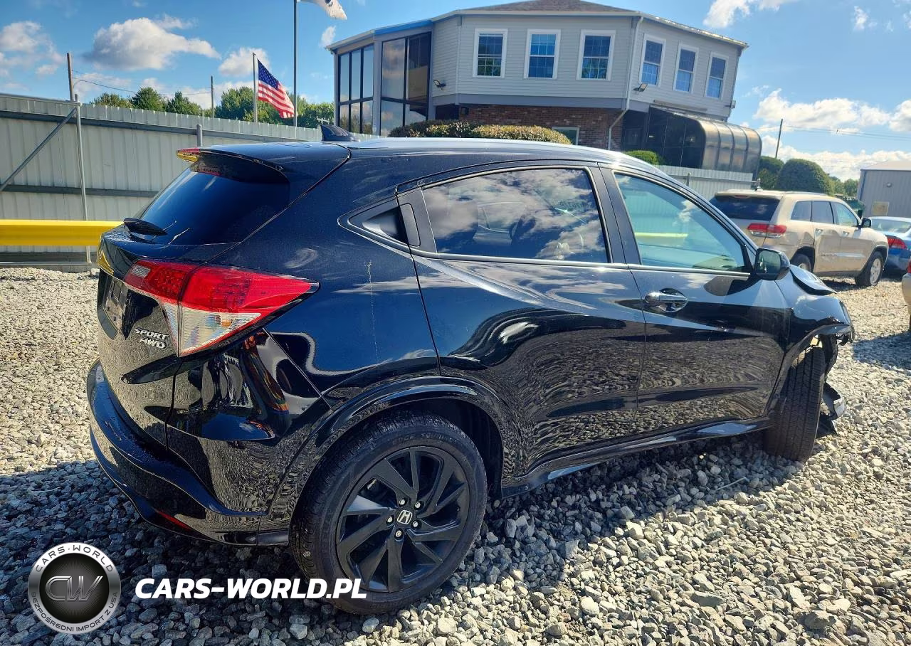 2022 Honda Hr-V Sport VIN:3CZRU6H18NM742141 - 3