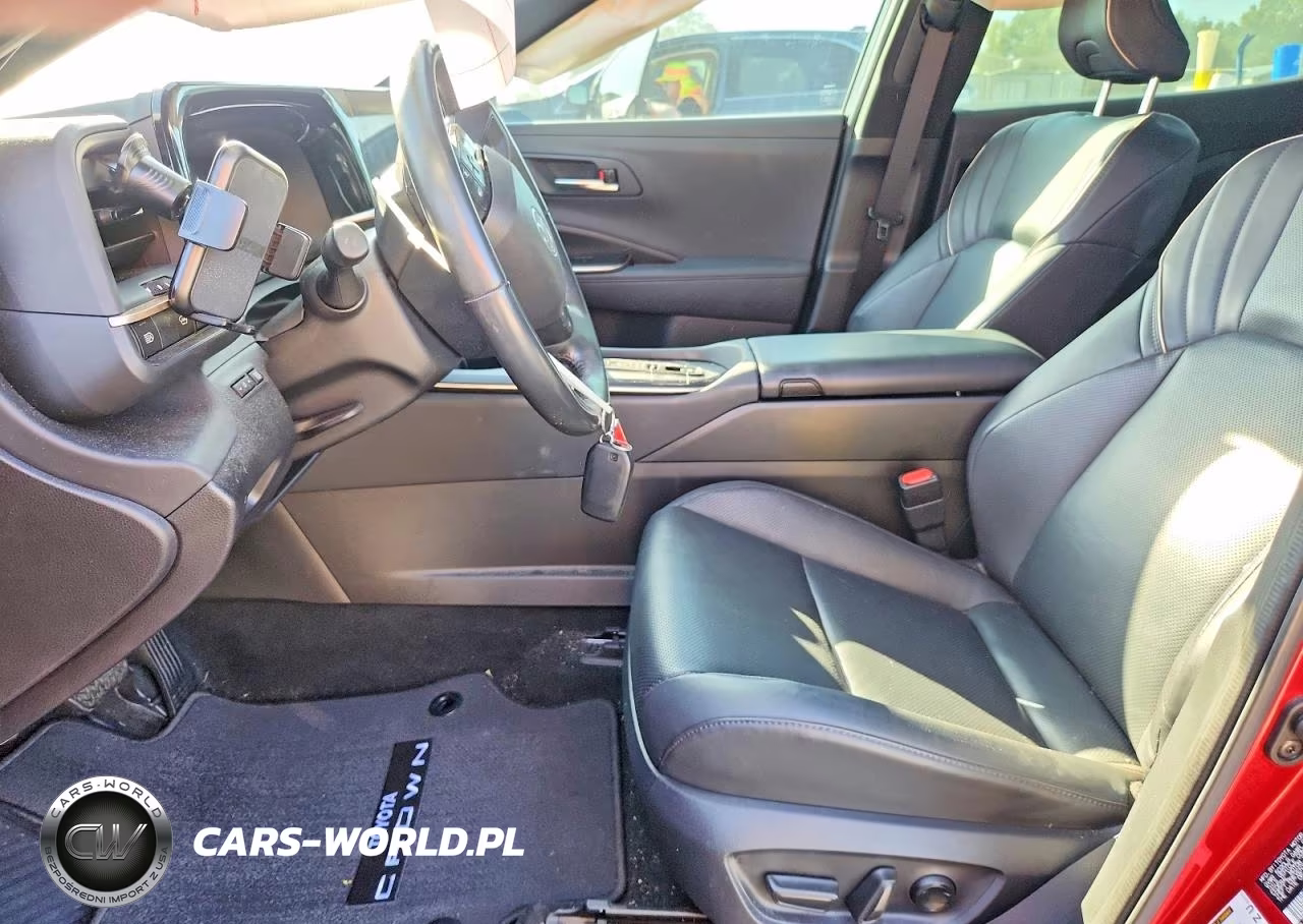 2023 Toyota Crown Limited VIN:JTDAAAAF9P3009007 - 7