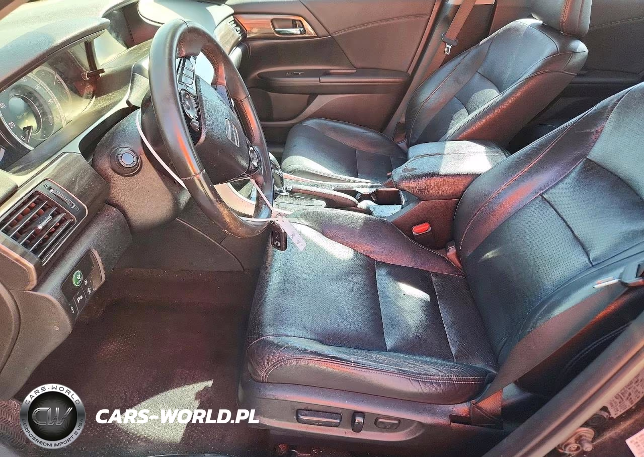 2016 Honda Accord Touring VIN:1HGCR3F90GA004405 - 7