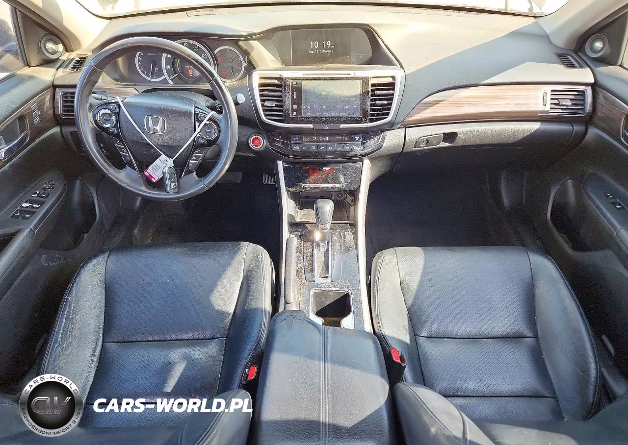 2016 Honda Accord Touring VIN:1HGCR3F90GA004405 - 8