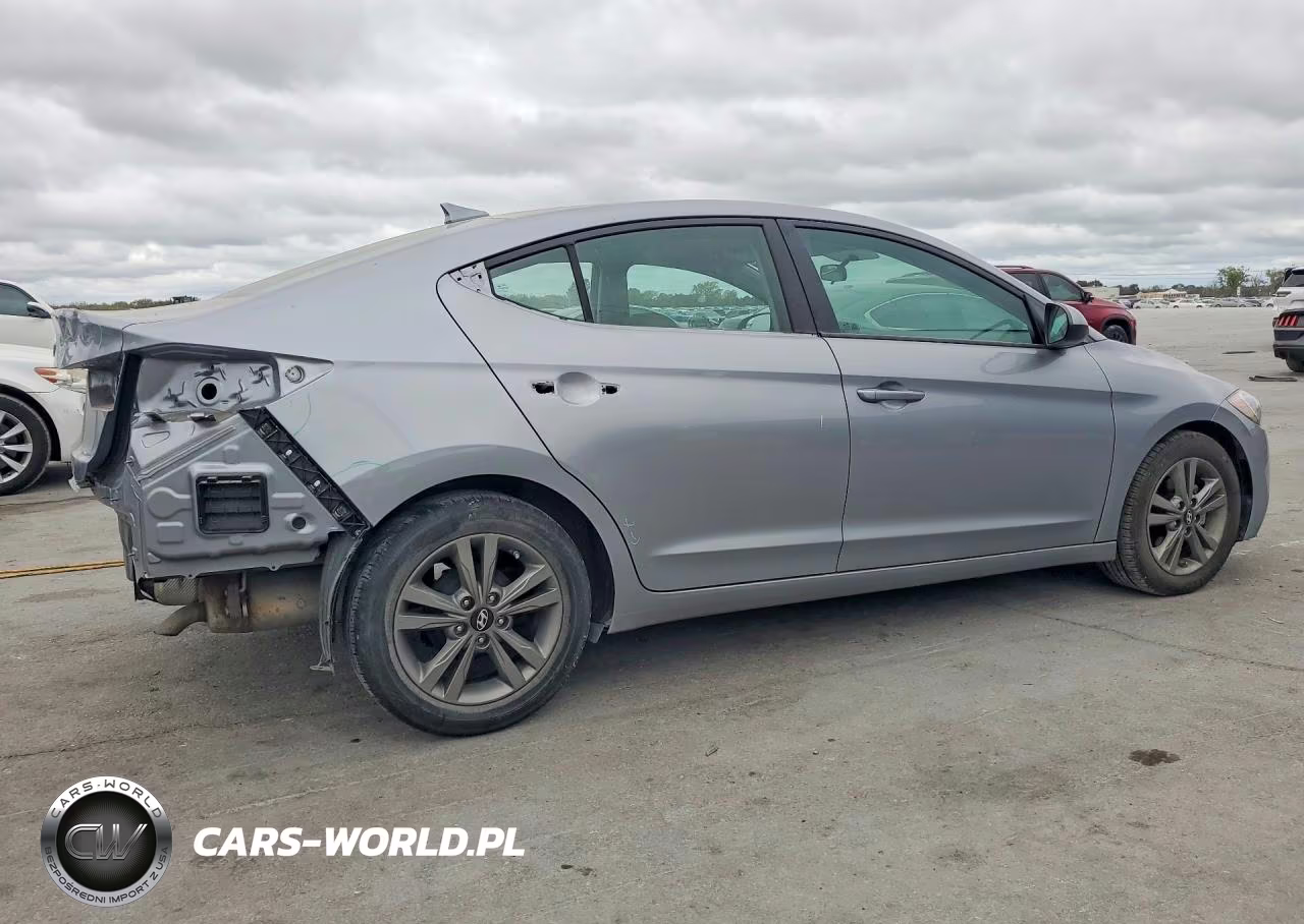 2017 Hyundai Elantra Se VIN:5NPD84LF2HH119104 - 3