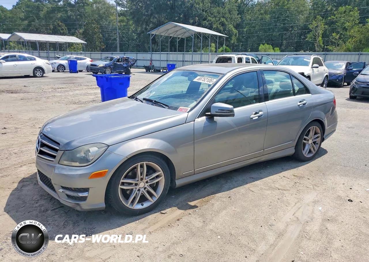 2013 Mercedes-Benz C 250 – zdjęcie 1 z 12
