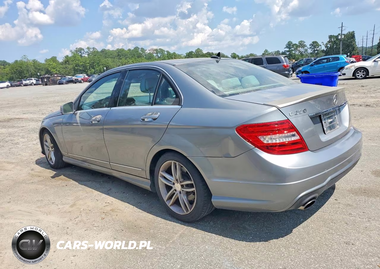 2013 Mercedes-Benz C 250 VIN:WDDGF4HB0DA779352 - 2
