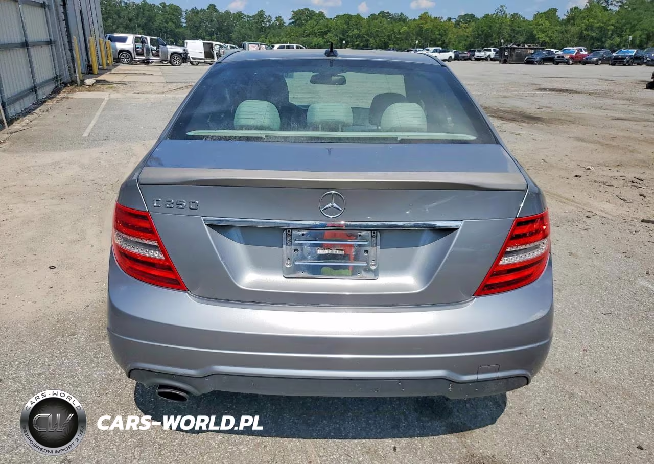 2013 Mercedes-Benz C 250 VIN:WDDGF4HB0DA779352 - 6