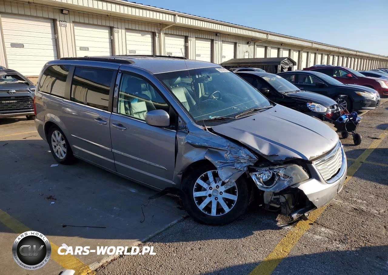 2014 Chrysler Town & Country Touring VIN:2C4RC1BG8ER211457 - 4