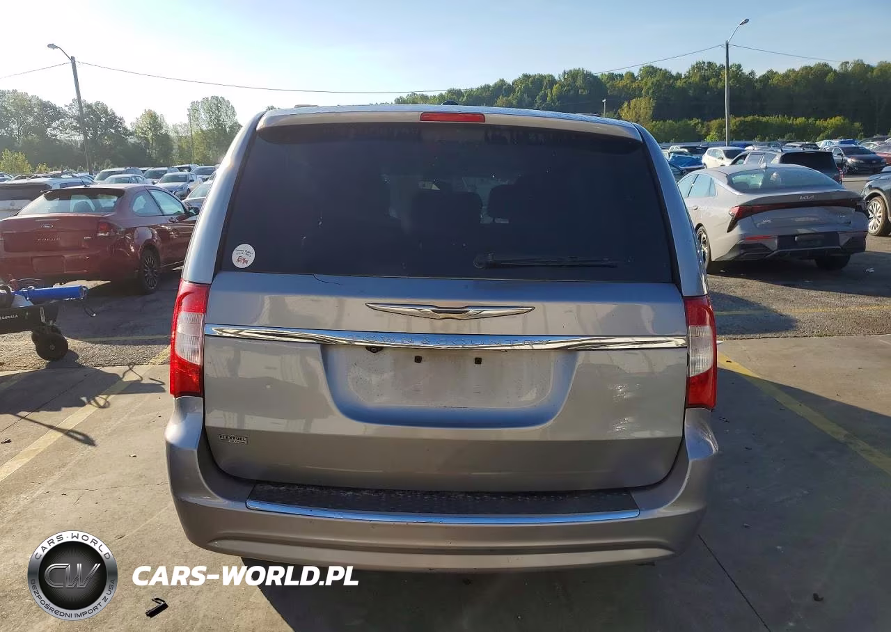 2014 Chrysler Town & Country Touring VIN:2C4RC1BG8ER211457 - 6