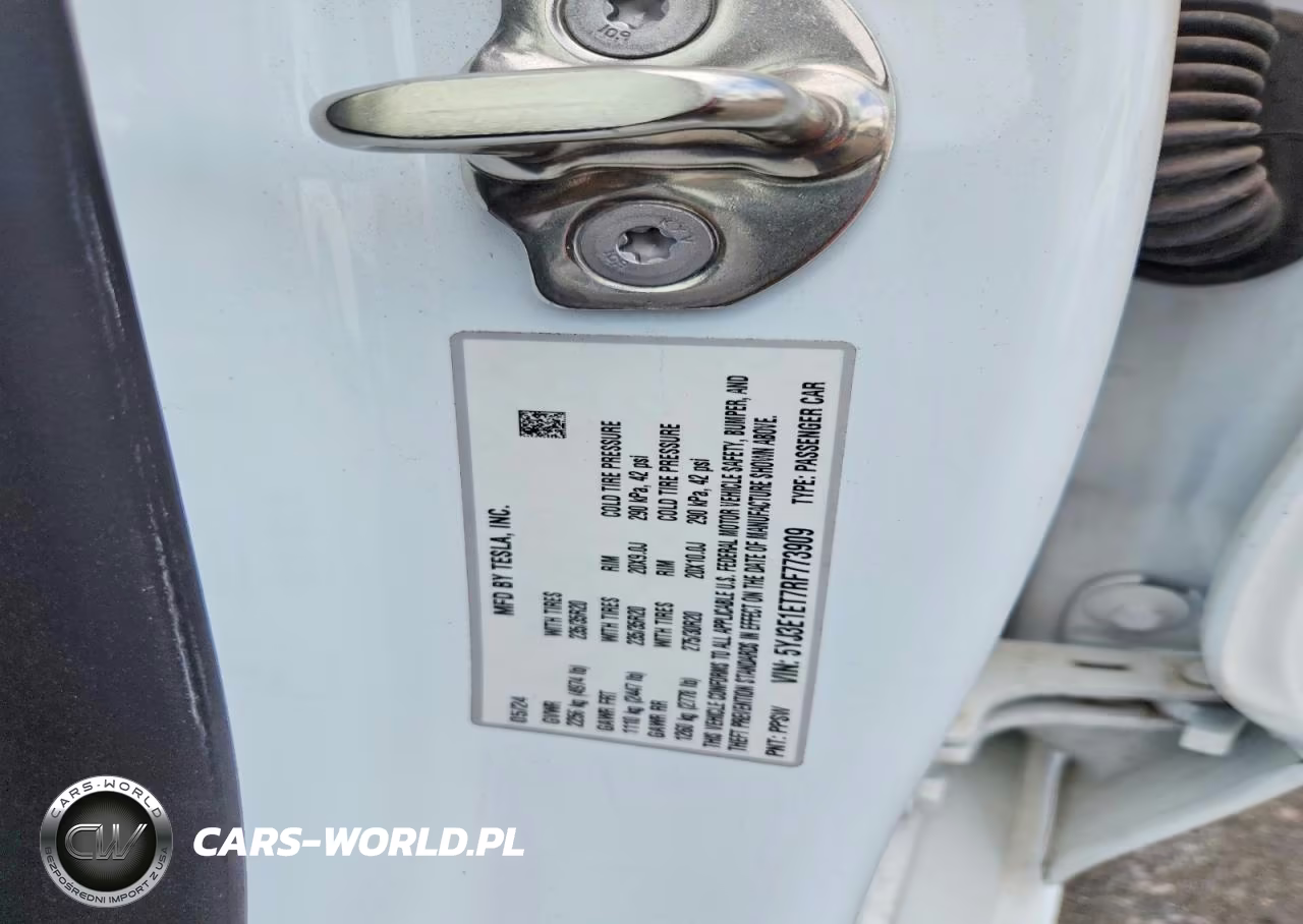 2024 Tesla Model 3 VIN:5YJ3E1ET7RF773909 - 13