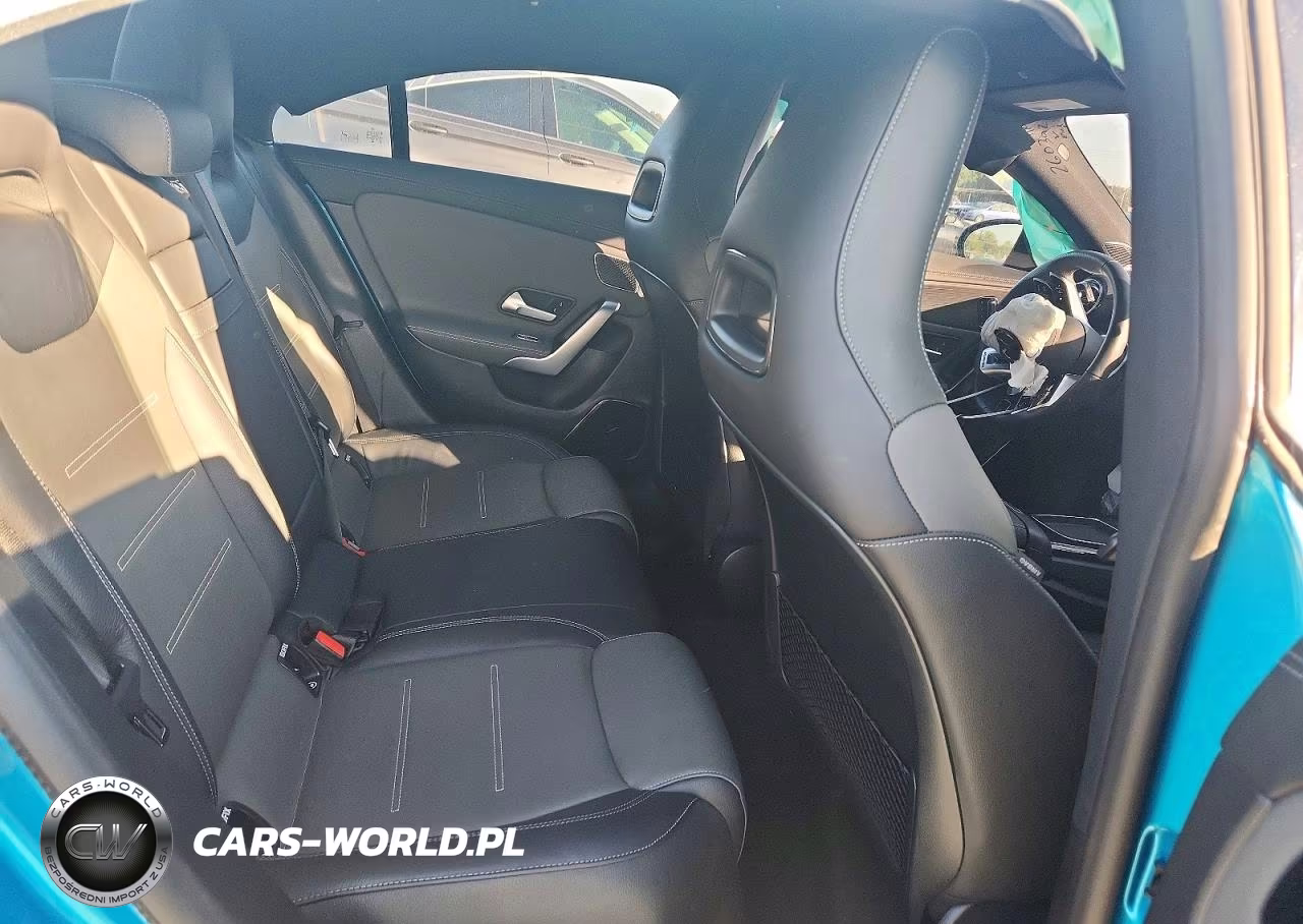 2025 Mercedes-Benz Cla Amg 35 4Matic VIN:W1K5J5BB6SN524294 - 10