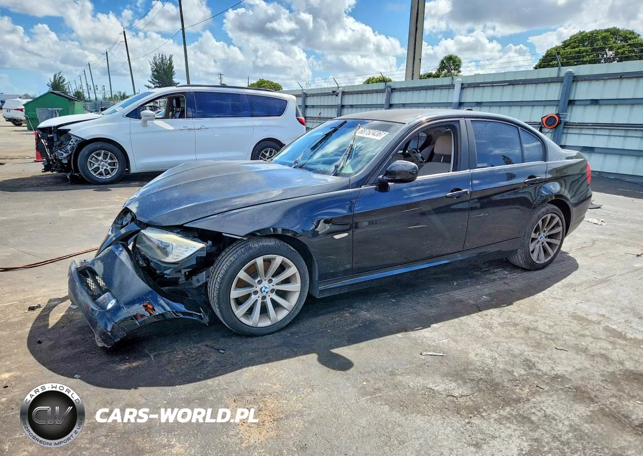 2011 BMW 328 I VIN:WBAPH7C5XBE851037 - 1