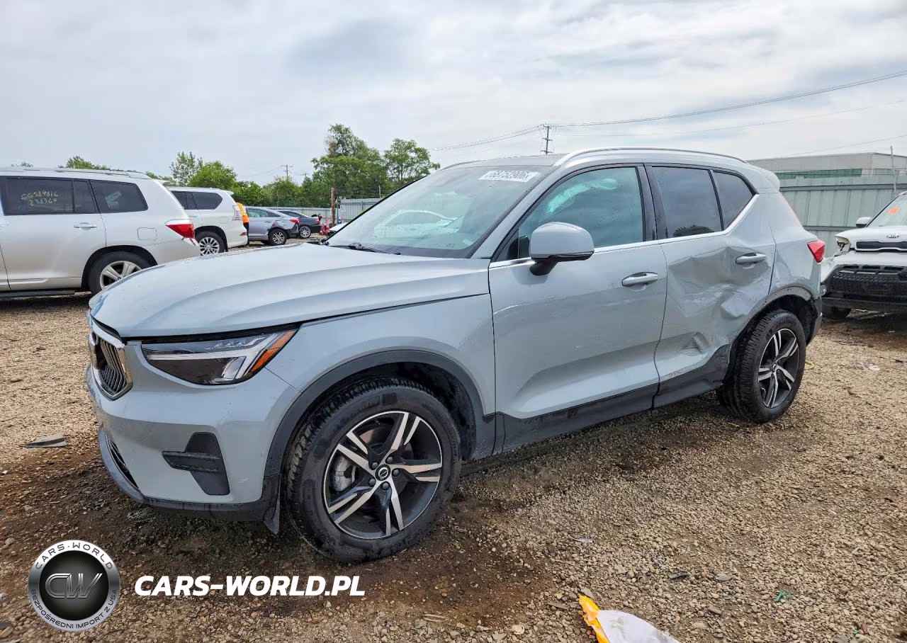 2025 Volvo Xc40 Core VIN:YV4L12UJ5S2479254 - 1
