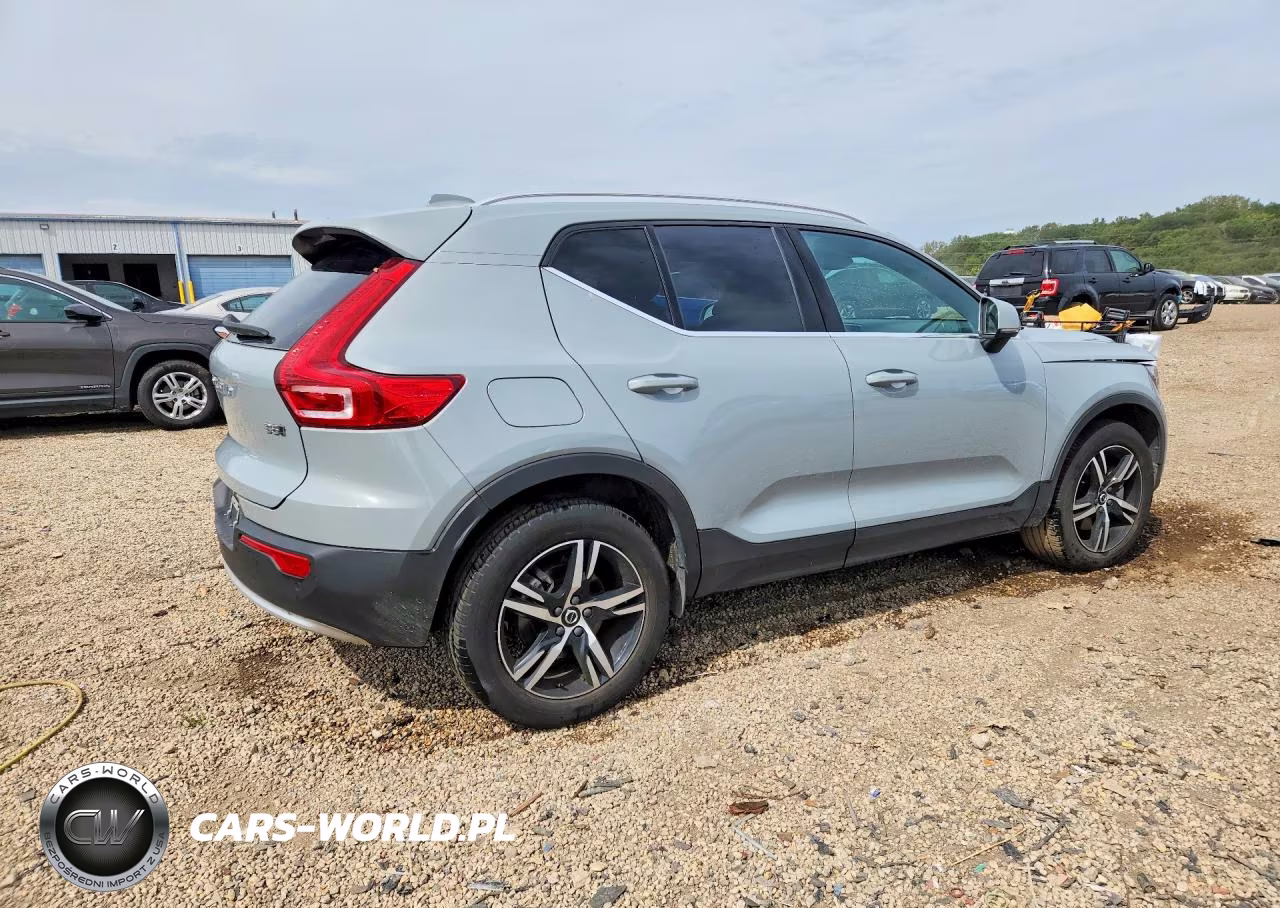 2025 Volvo Xc40 Core VIN:YV4L12UJ5S2479254 - 3