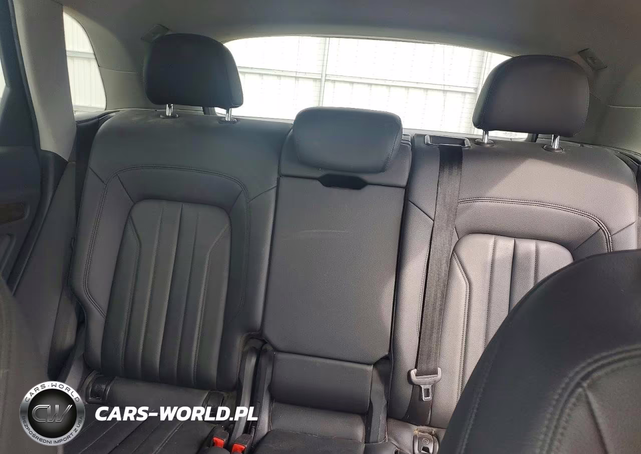 2019 Audi Q5 Premium VIN:WA1ANAFY0K2115627 - 10