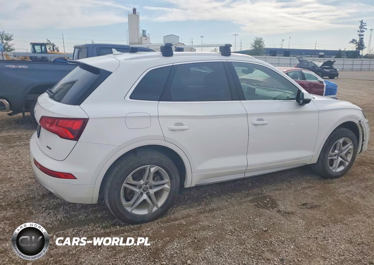 2019 Audi Q5 Premium VIN:WA1ANAFY0K2115627 - 3