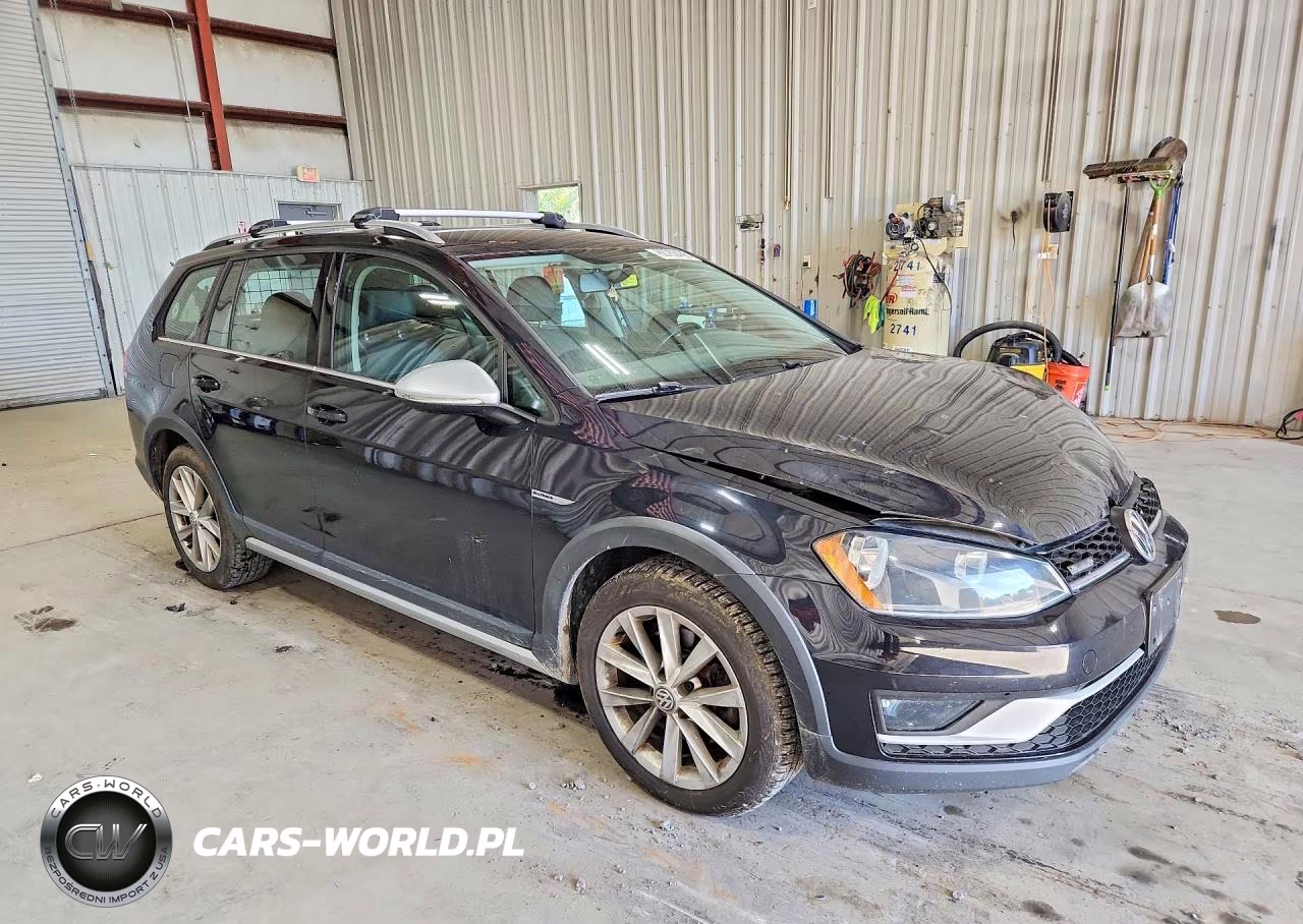 2017 Volkswagen Golf Alltrack S VIN:3VWM17AU3HM525455 - 4