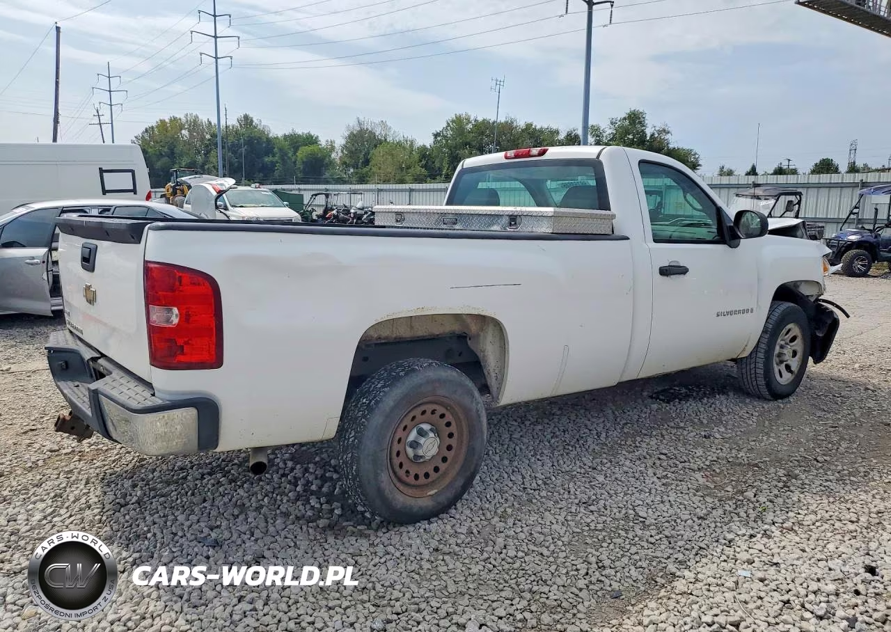 2007 Chevrolet Silverado C1500 VIN:1GCEC14047E572067 - 3