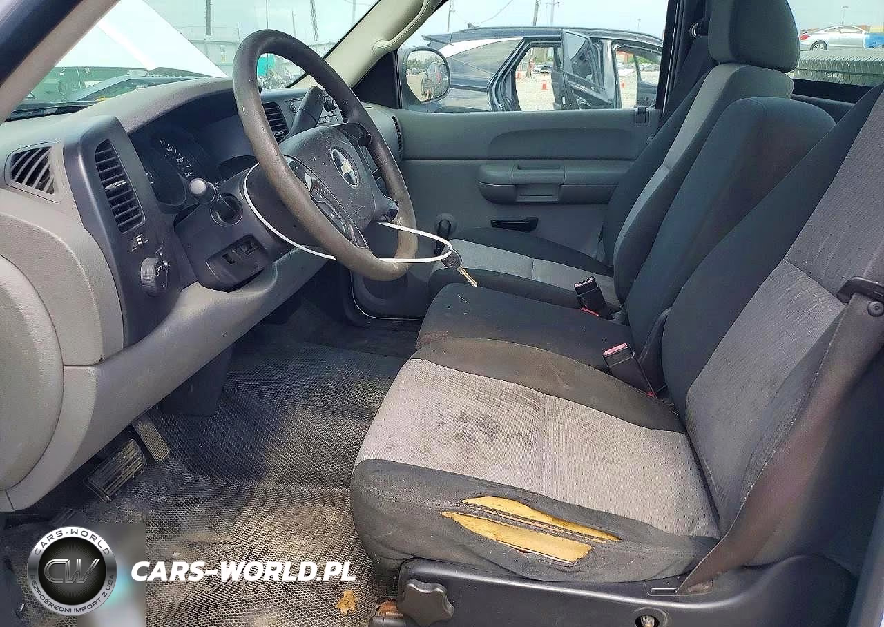2007 Chevrolet Silverado C1500 VIN:1GCEC14047E572067 - 7