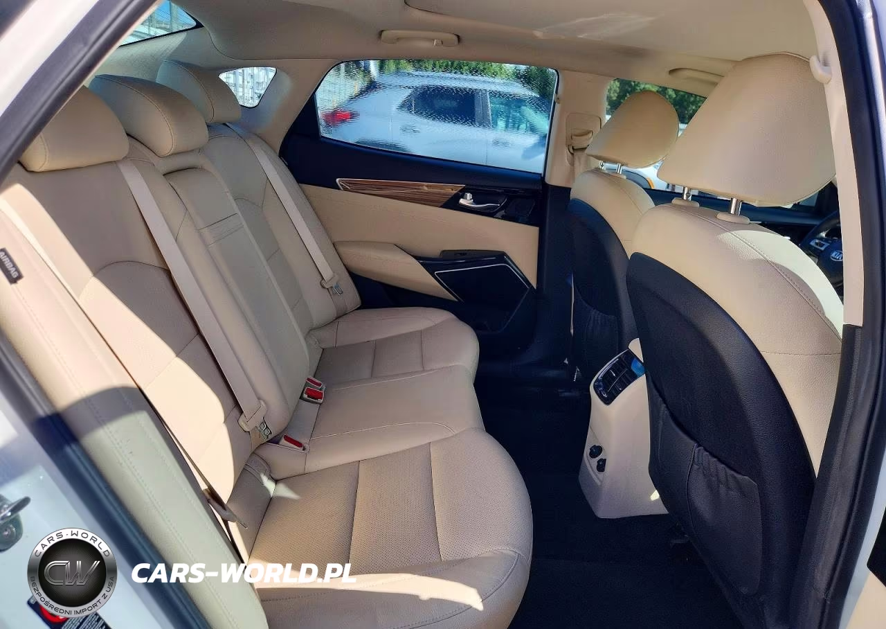 2017 Kia Cadenza Premium VIN:KNALC4J1XH5089879 - 10