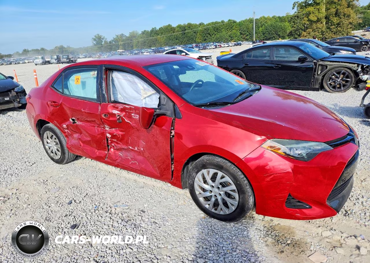 2017 Toyota Corolla Le VIN:5YFBURHE6HP727808 - 4