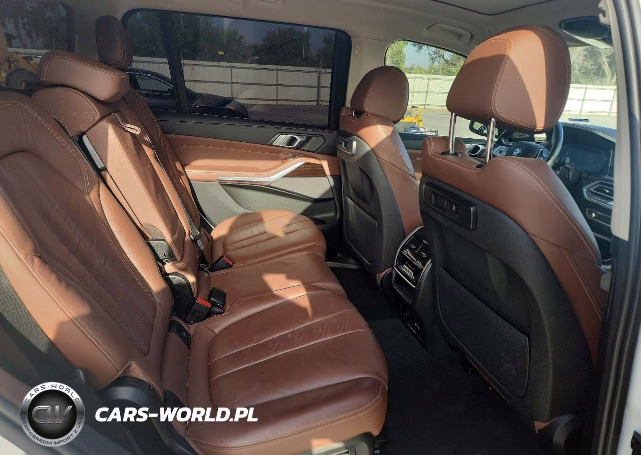 2020 BMW X7 xDrive40I VIN:5UXCW2C09L9C15770 - 11