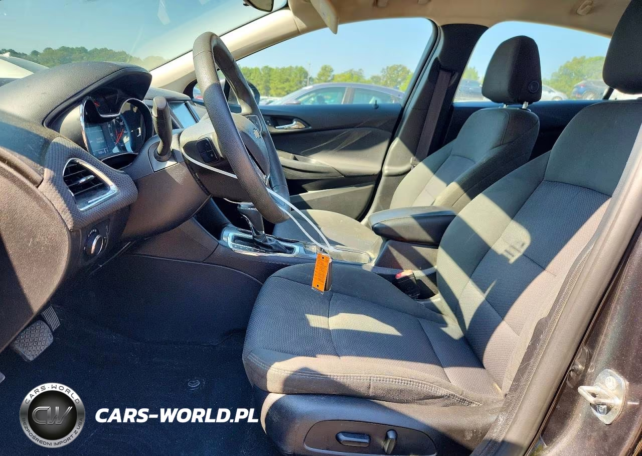 2017 Chevrolet Cruze Lt VIN:1G1BE5SM5H7177310 - 7