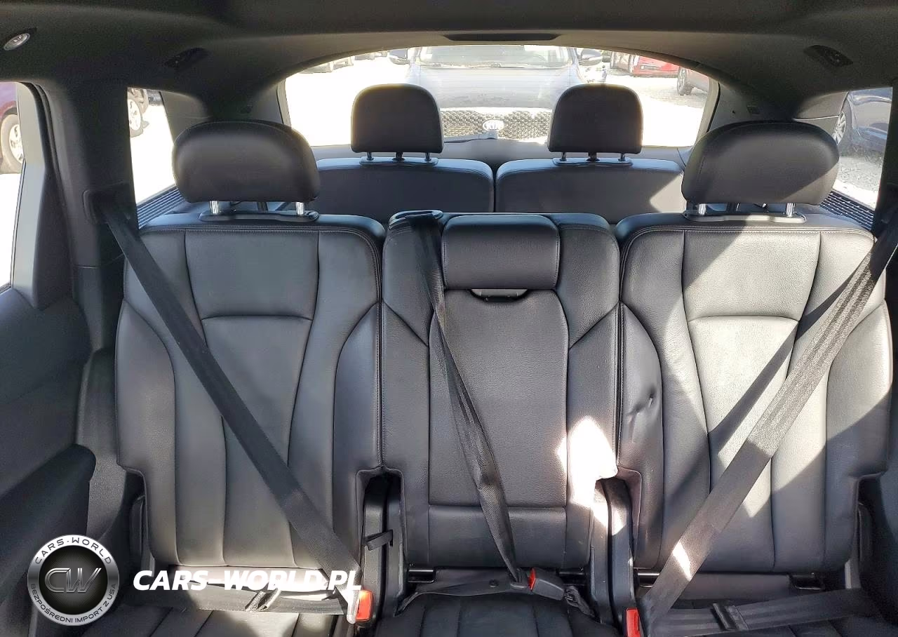 2017 Audi Q7 Premium Plus VIN:WA1LAAF78HD005661 - 10