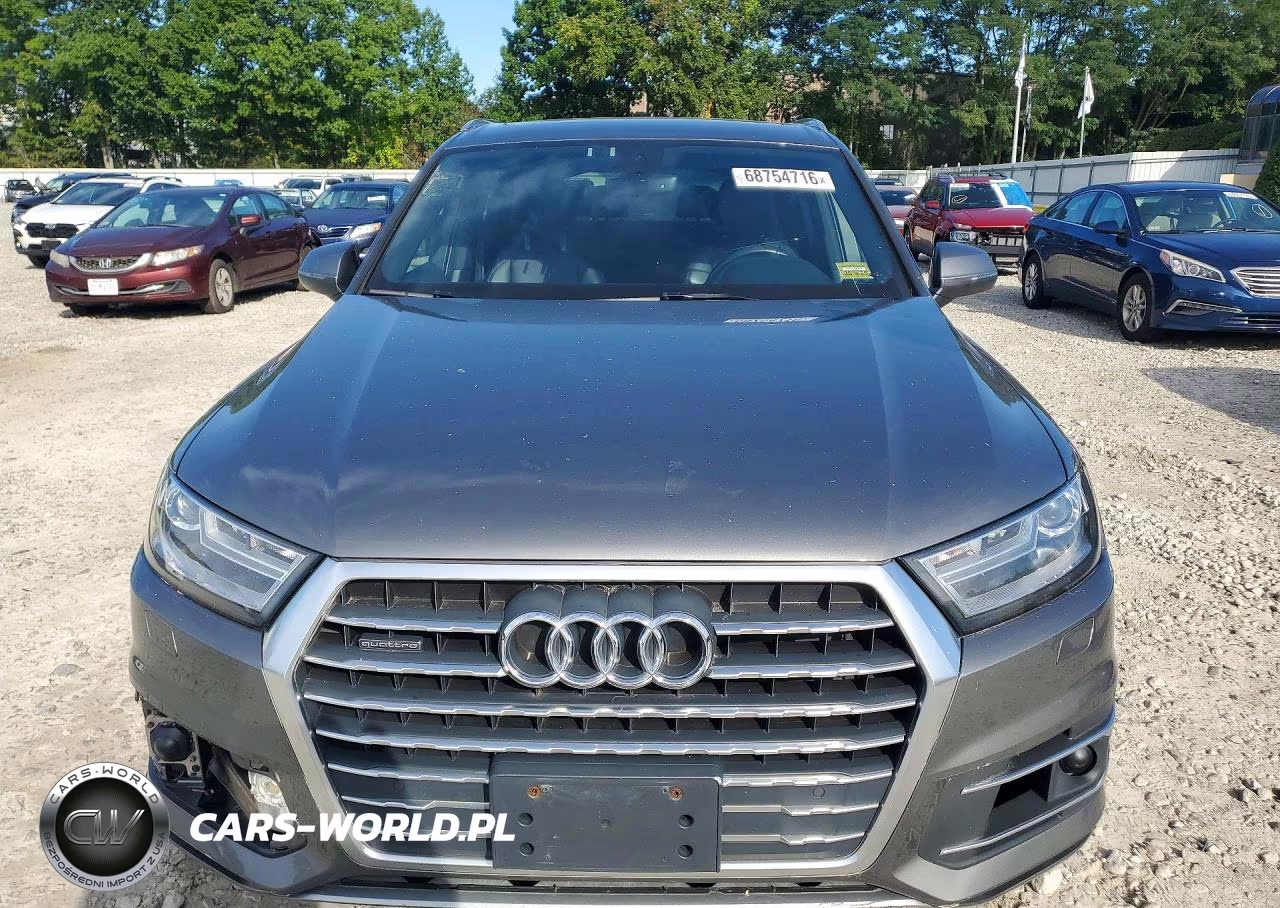 2017 Audi Q7 Premium Plus VIN:WA1LAAF78HD005661 - 5