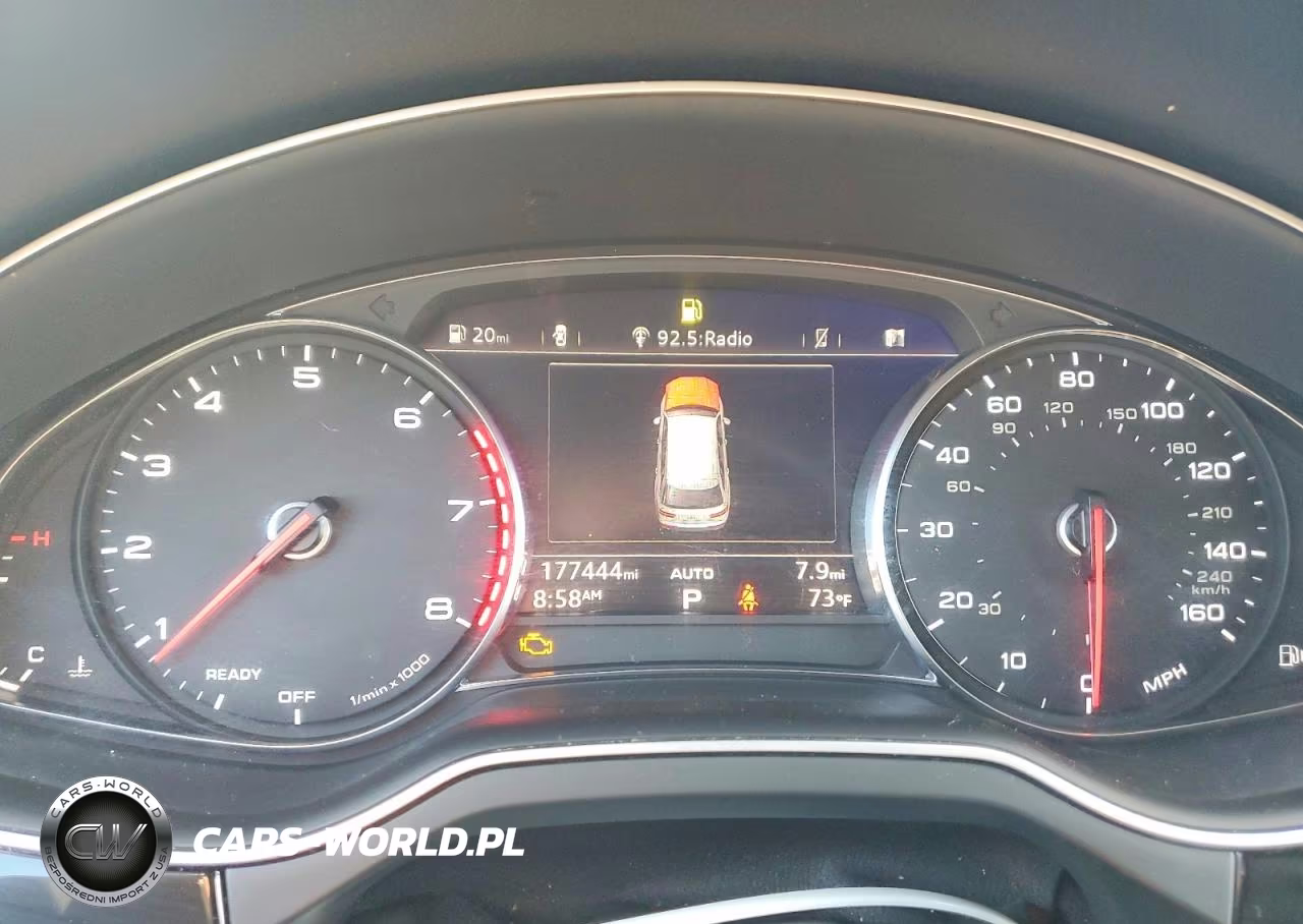 2017 Audi Q7 Premium Plus VIN:WA1LAAF78HD005661 - 9