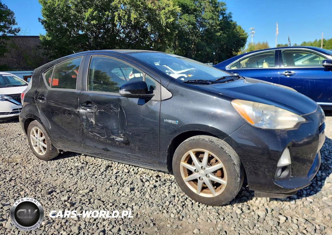 2012 Toyota Prius C Four VIN:JTDKDTB32C1012770 - 4