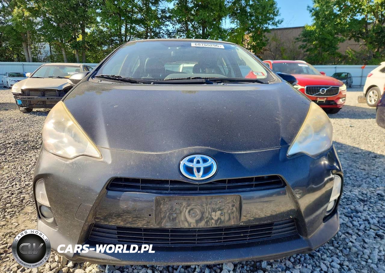 2012 Toyota Prius C Four VIN:JTDKDTB32C1012770 - 5