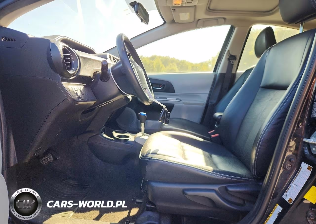 2012 Toyota Prius C Four VIN:JTDKDTB32C1012770 - 7