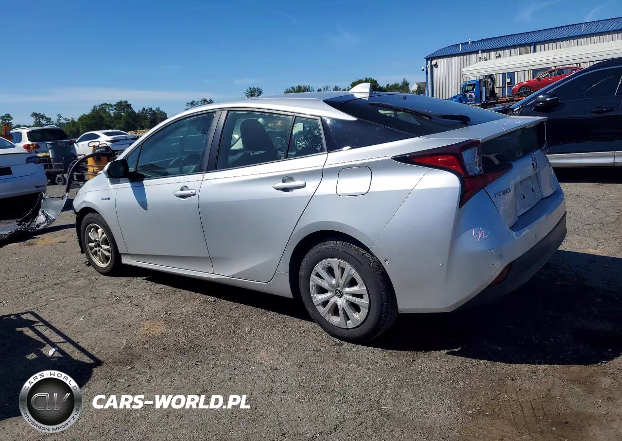 2021 Toyota Prius Le VIN:JTDKAMFU3M3145285 - 2