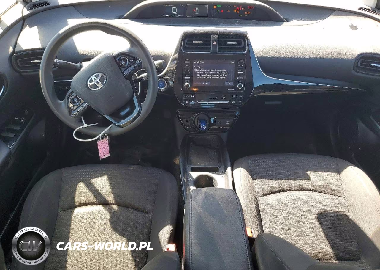 2021 Toyota Prius Le VIN:JTDKAMFU3M3145285 - 8