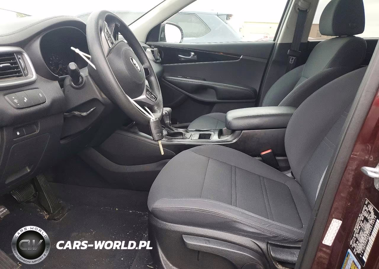 2019 Kia Sorento Lx VIN:5XYPG4A31KG574016 - 7