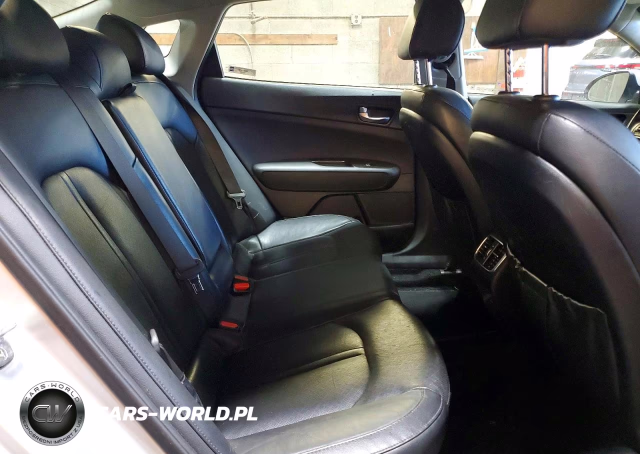 2018 Kia Optima Ex VIN:5XXGU4L37JG205198 - 10