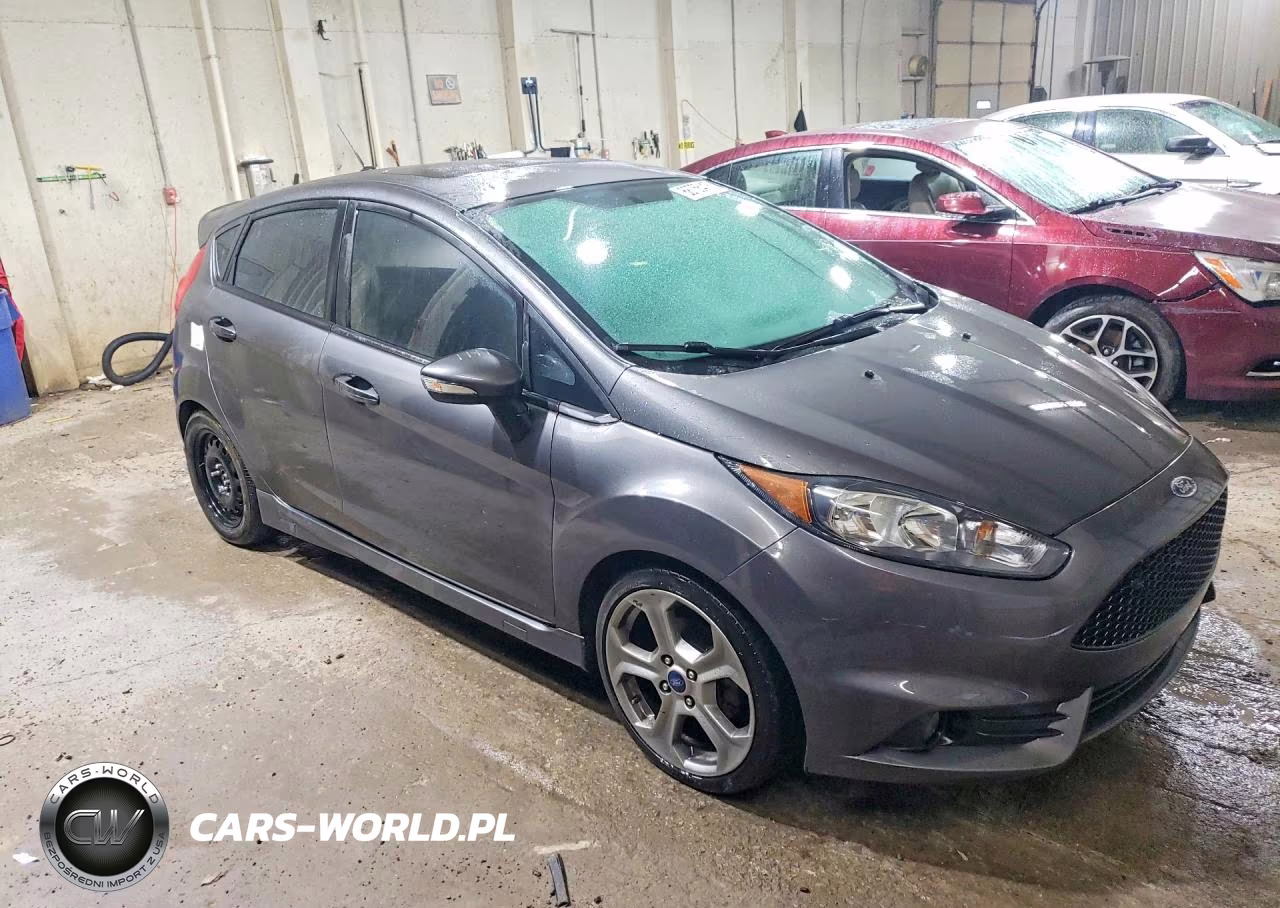 2018 Ford Fiesta St VIN:3FADP4GX4JM103563 - 4