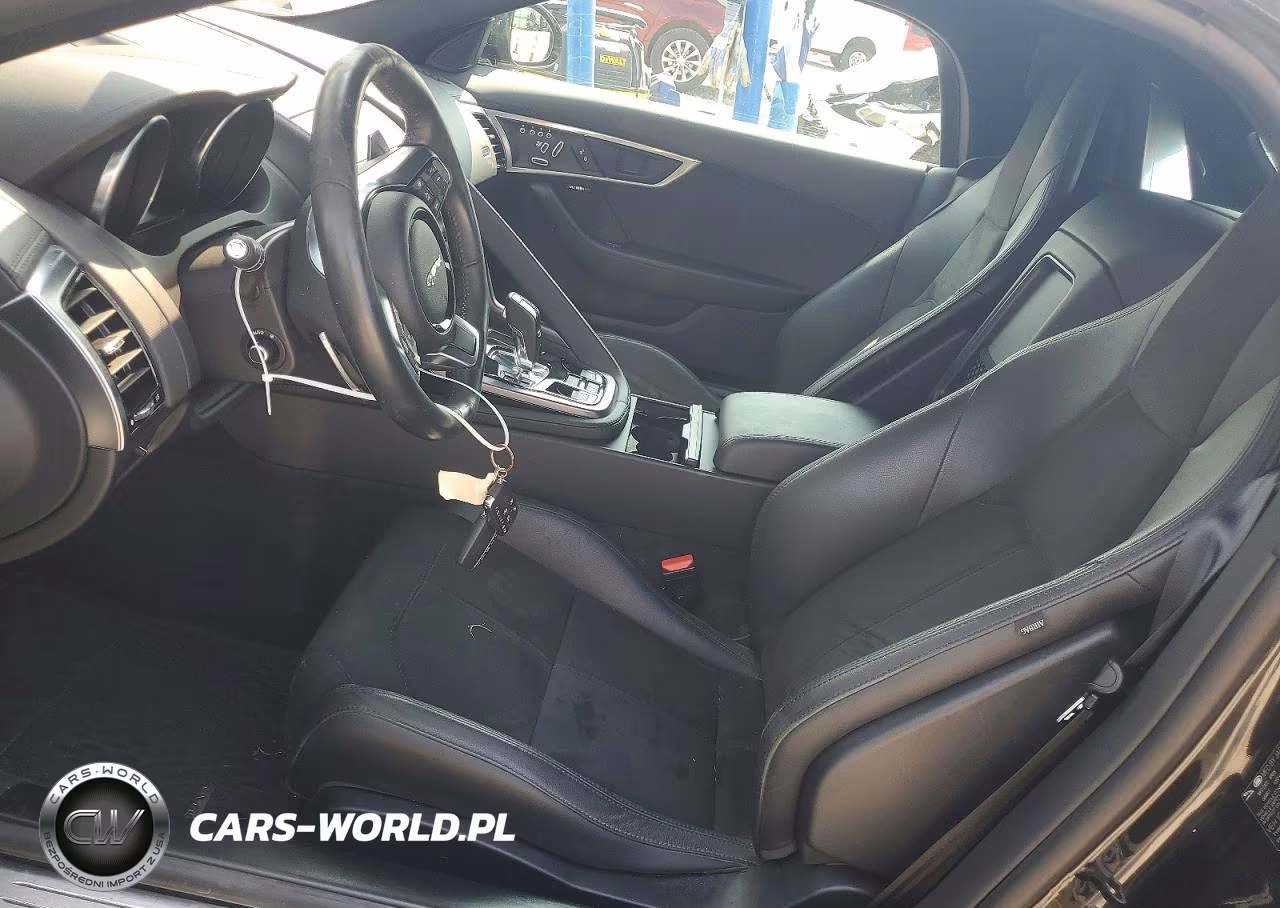 2019 Jaguar F-Type VIN:SAJDD5EV9KCK57927 - 7