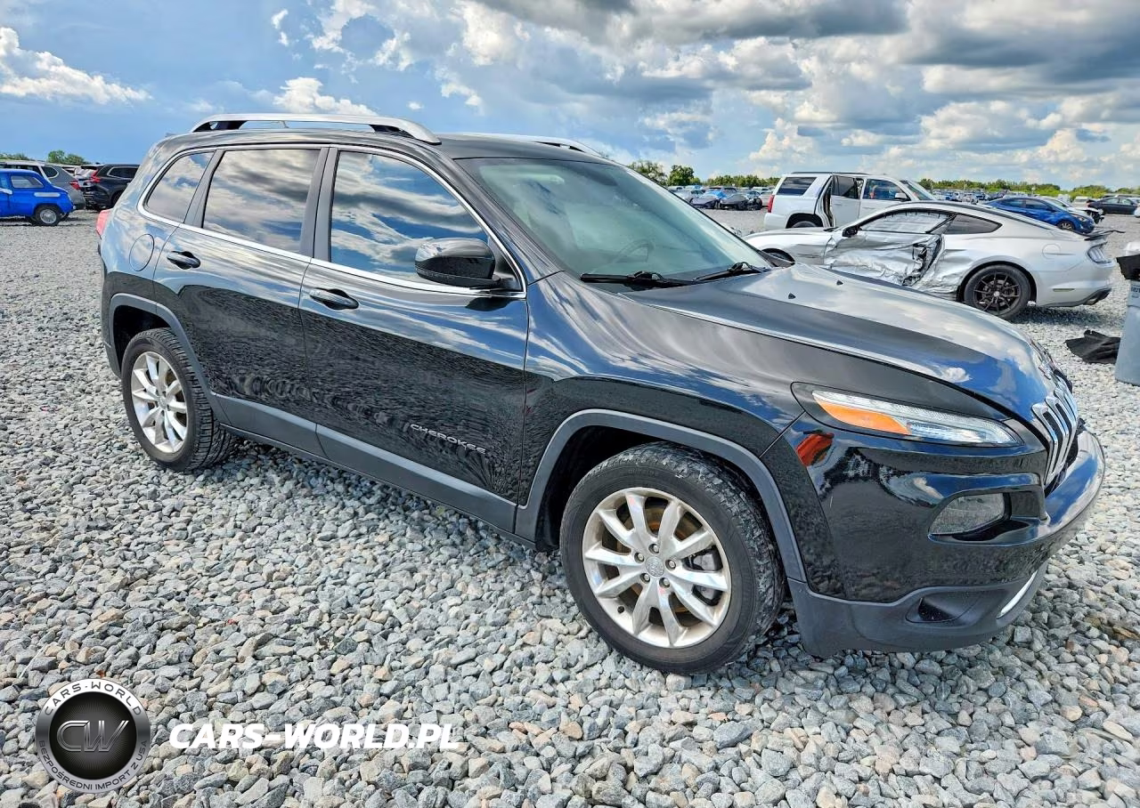 2015 Jeep Cherokee Limited VIN:1C4PJLDB9FW525881 - 4