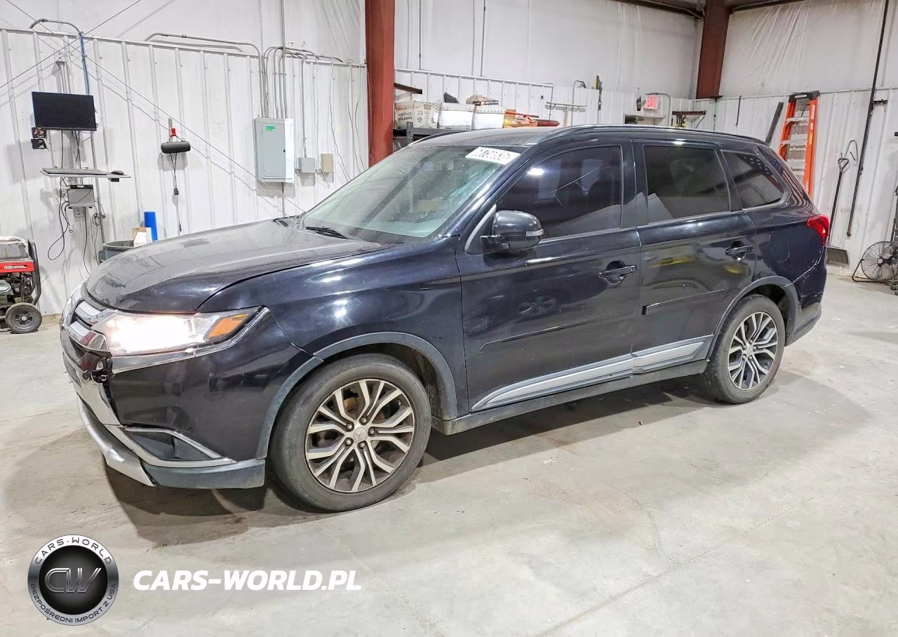 2016 Mitsubishi Outlander Se – zdjęcie 1 z 13