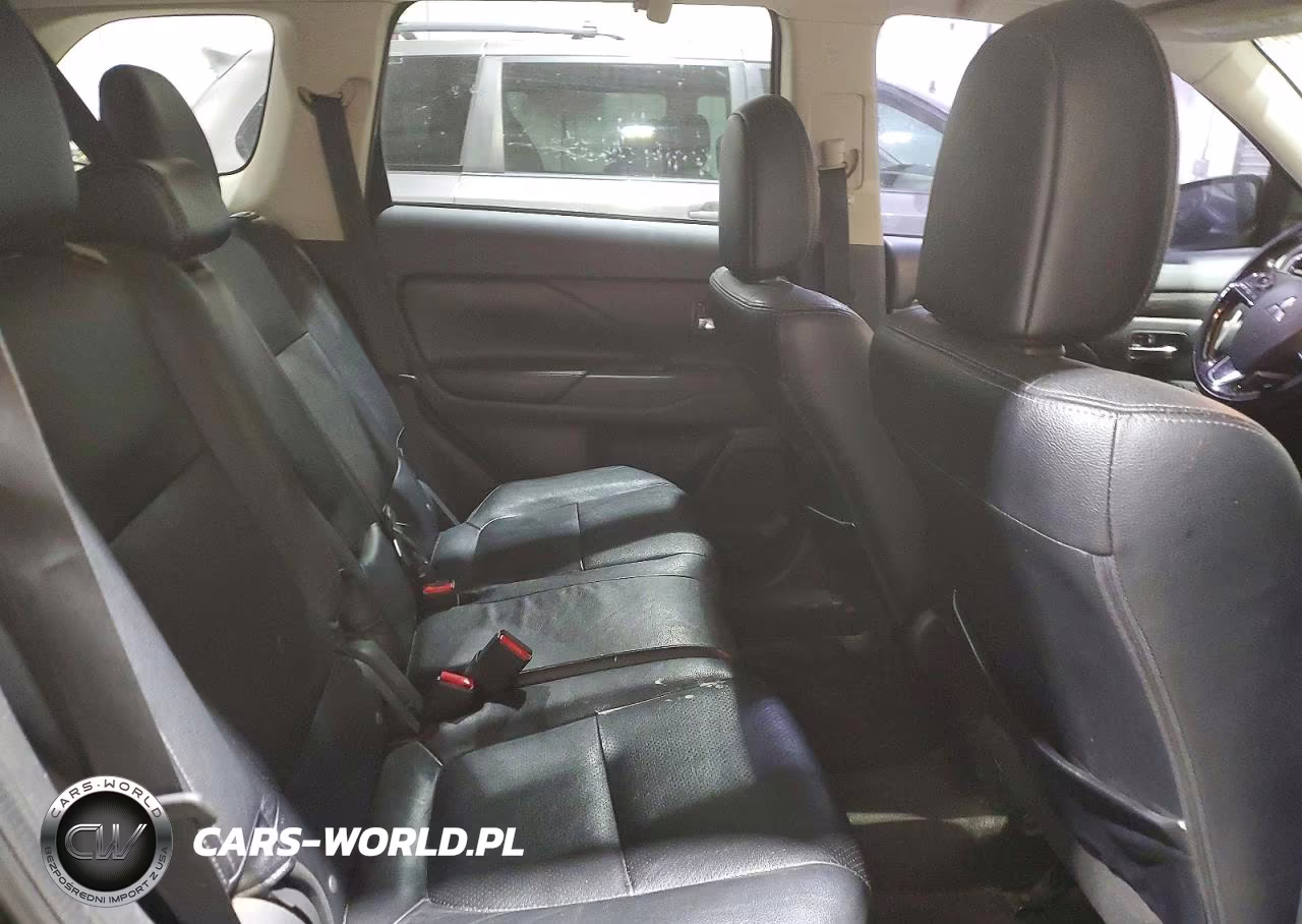 2016 Mitsubishi Outlander Se VIN:JA4AZ3A32GZ018911 - 11