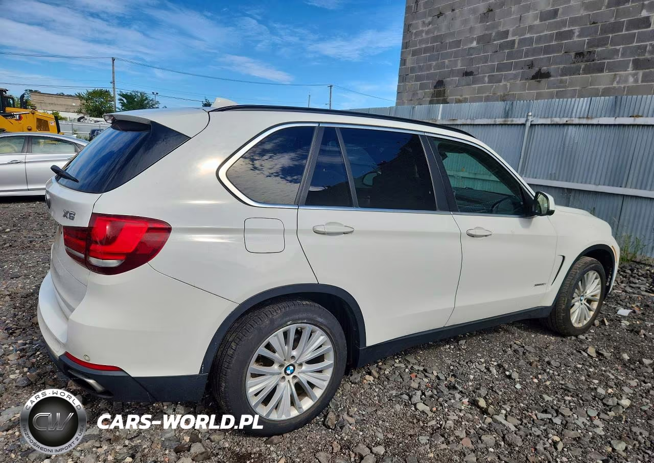 2015 BMW X5 xDrive50I VIN:5UXKR6C59F0J78490 - 3