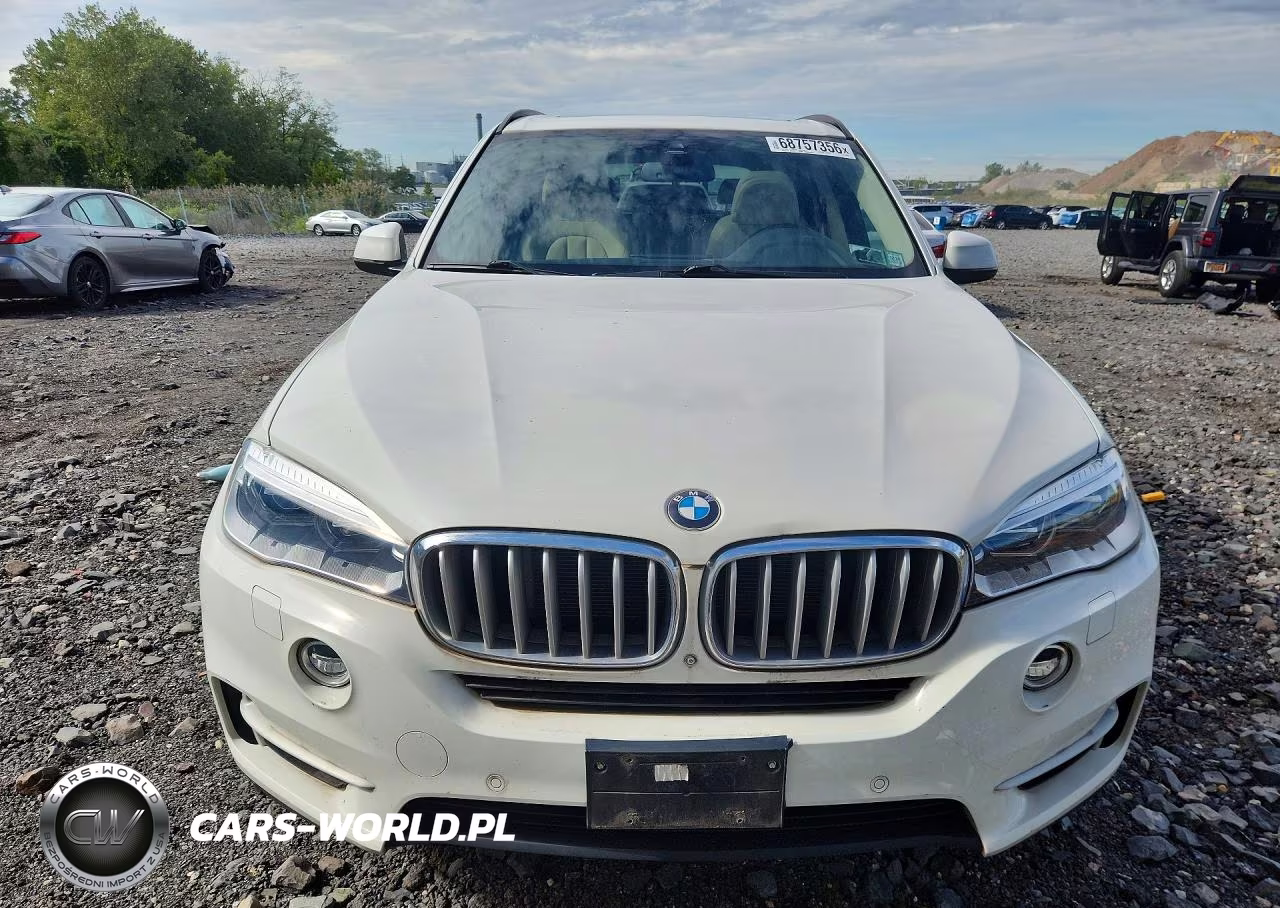 2015 BMW X5 xDrive50I VIN:5UXKR6C59F0J78490 - 5