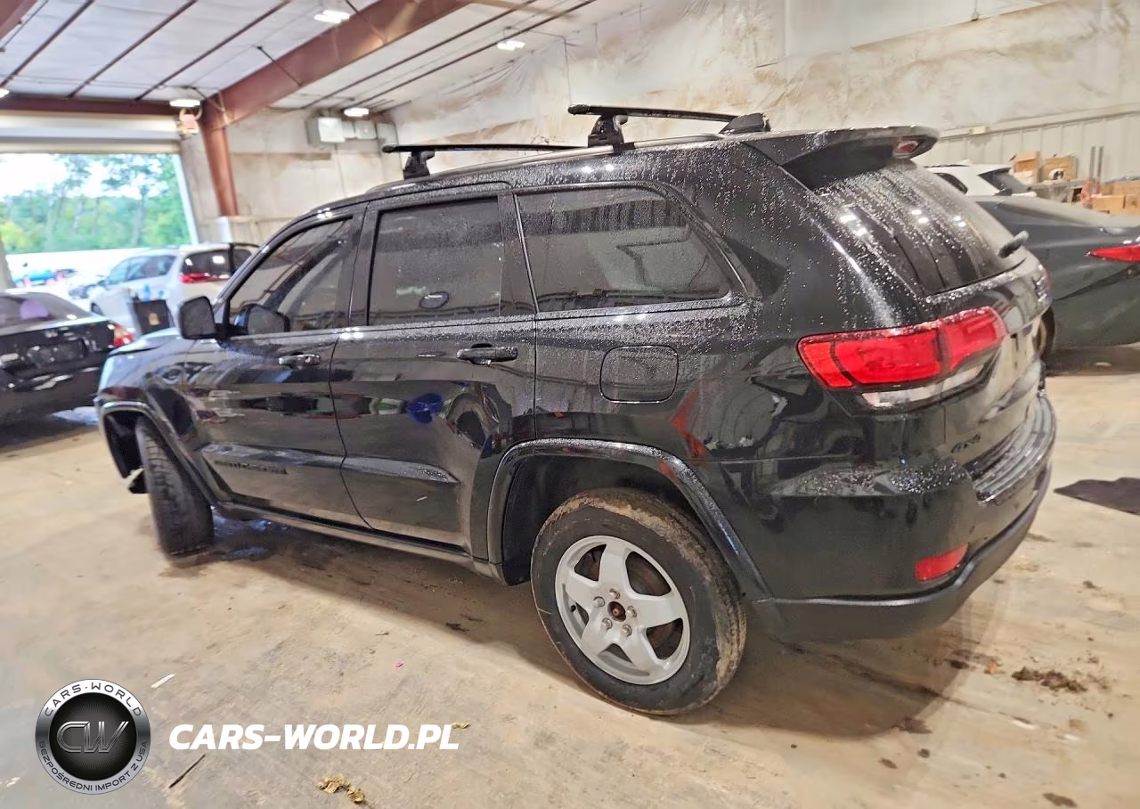 2017 Jeep Grand Cherokee Laredo VIN:1C4RJFAG7HC851368 - 2