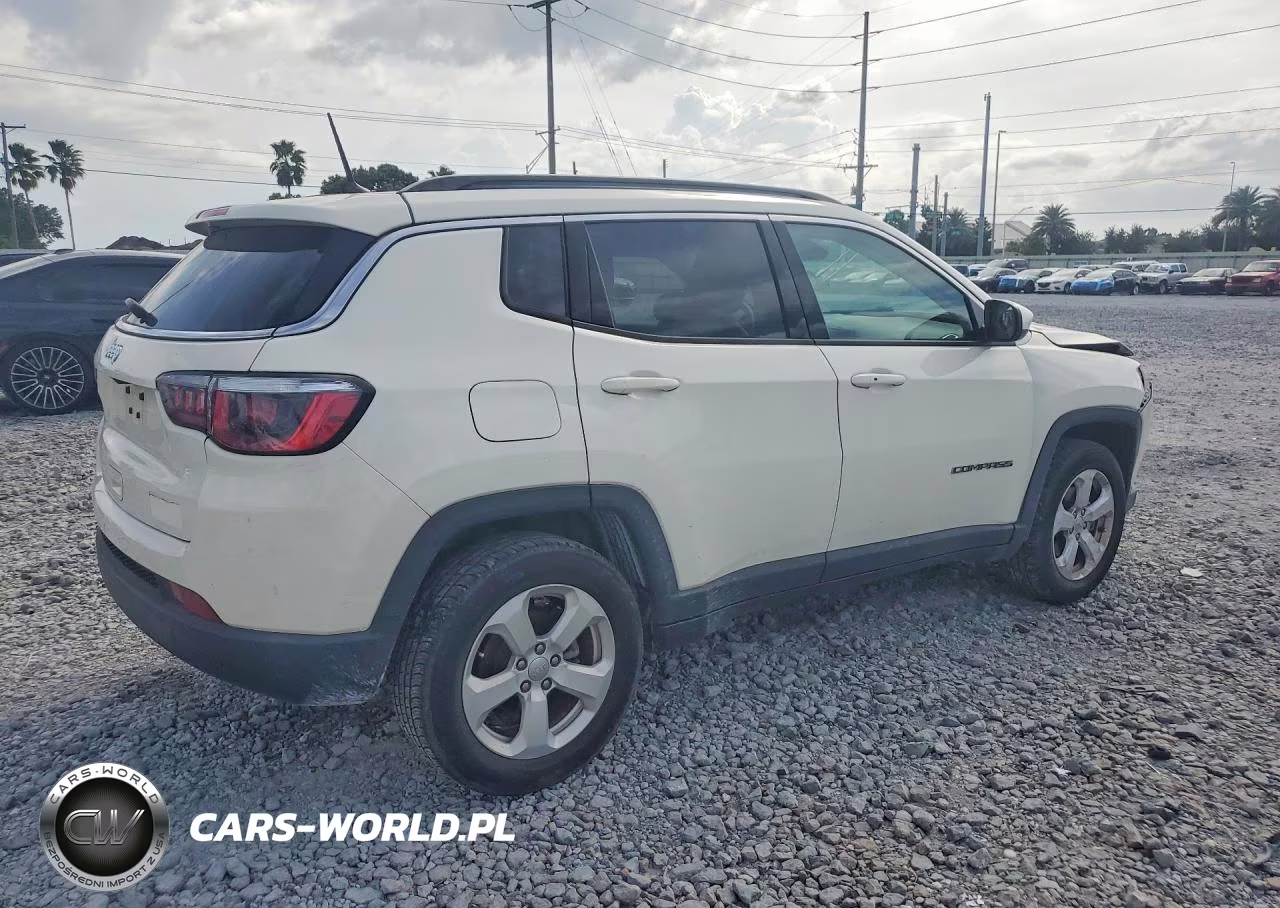 2018 Jeep Compass Latitude VIN:3C4NJDBB4JT348929 - 3