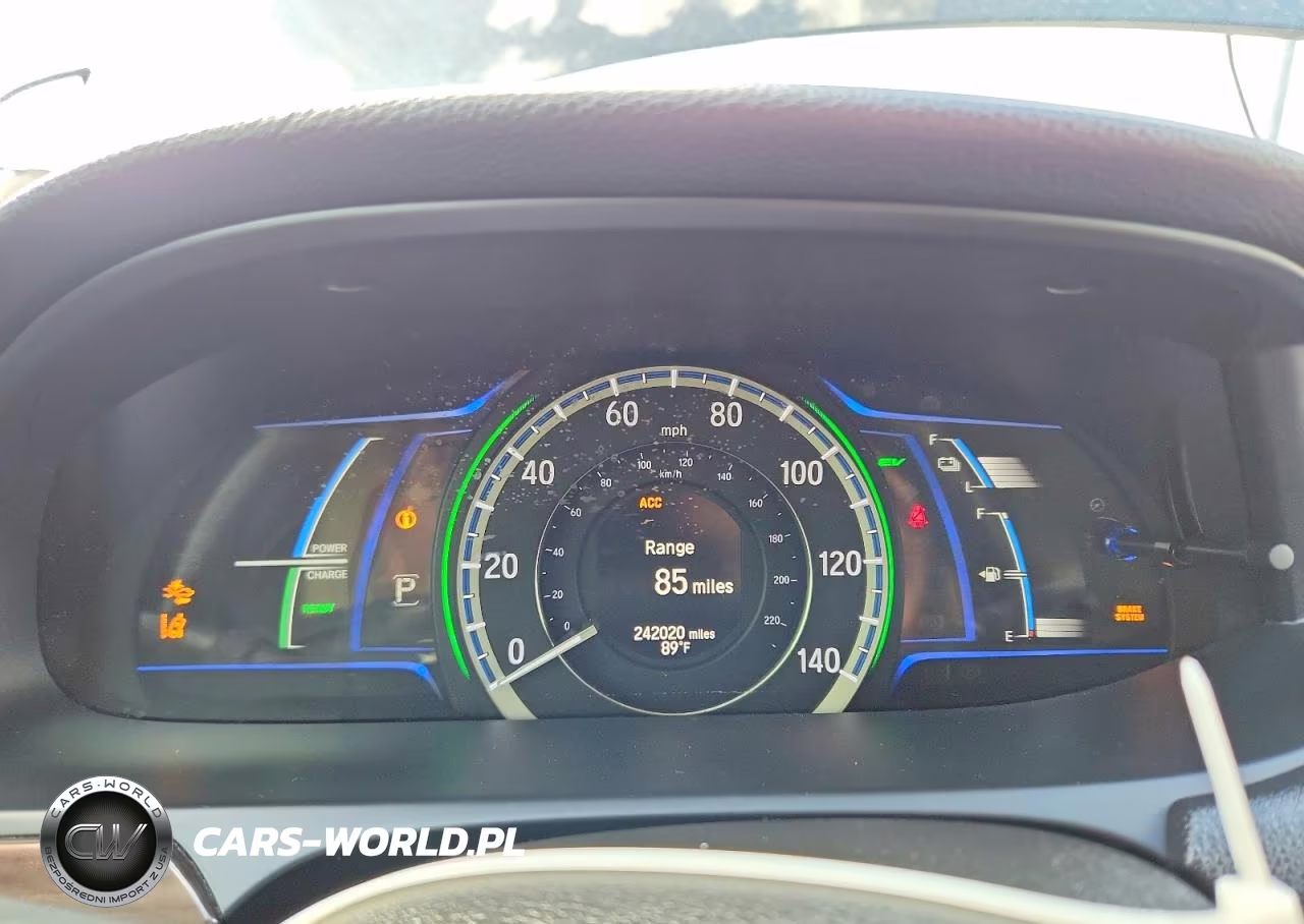 2017 Honda Accord Hybrid VIN:JHMCR6F39HC007058 - 9