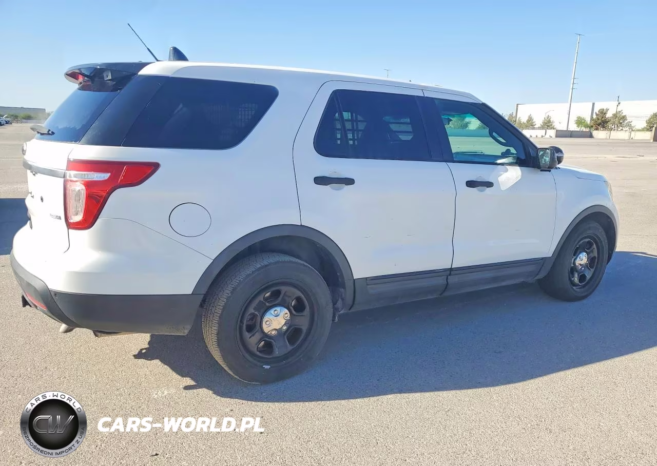2014 Ford Explorer Police Interceptor VIN:1FM5K8AR1EGA75909 - 3