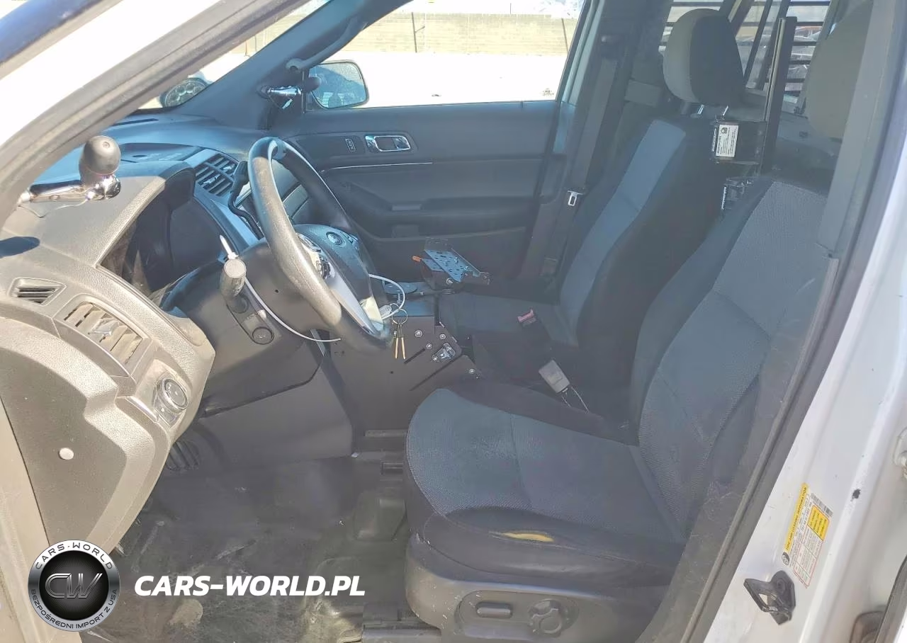 2014 Ford Explorer Police Interceptor VIN:1FM5K8AR1EGA75909 - 7