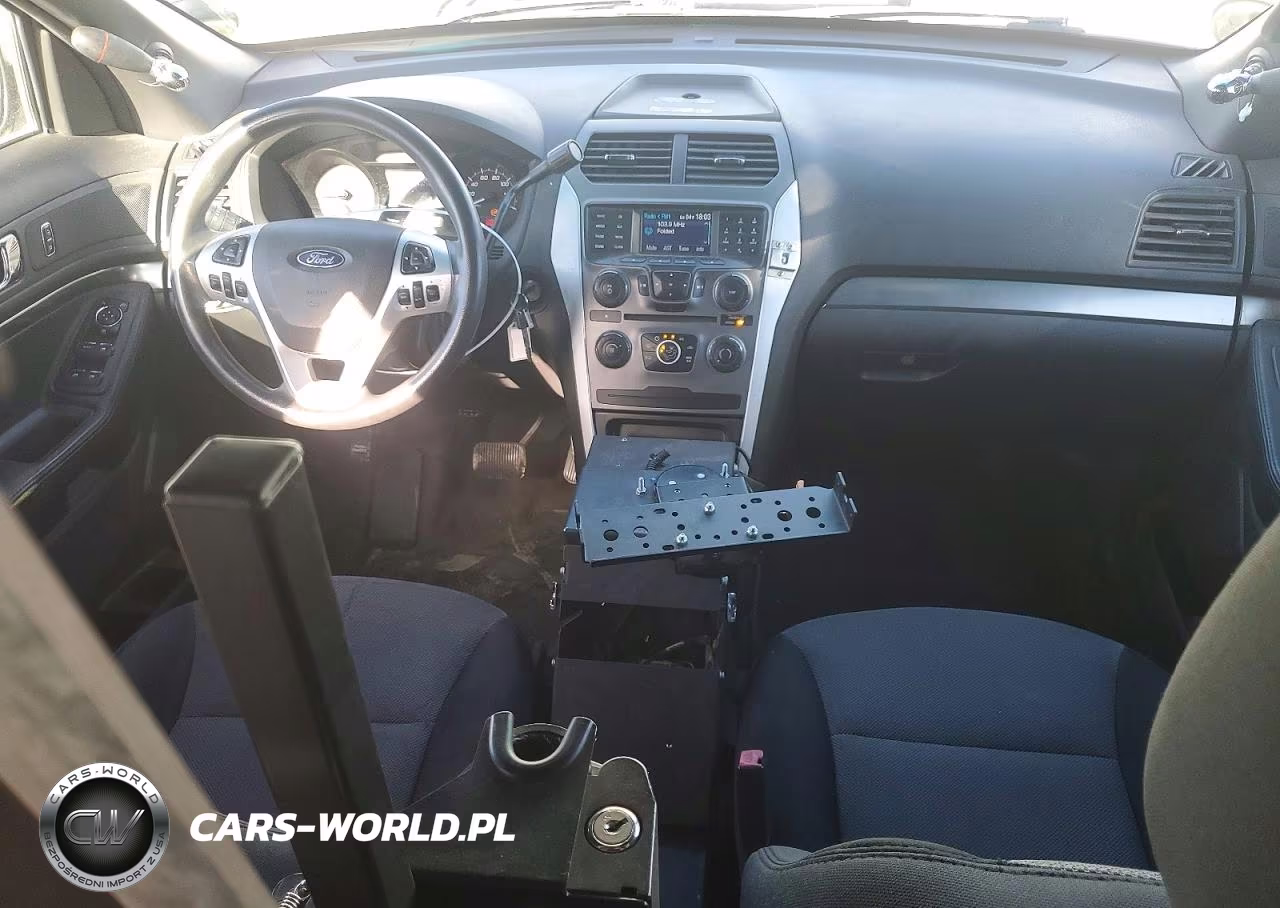 2014 Ford Explorer Police Interceptor VIN:1FM5K8AR1EGA75909 - 8
